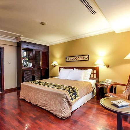 Singgasana Hotel Surabaja Zewnętrze zdjęcie