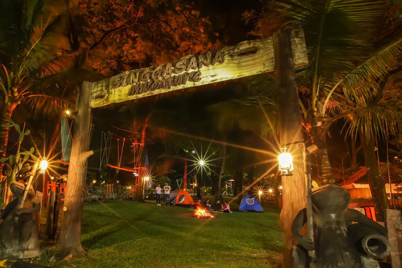 Singgasana Hotel Surabaja Zewnętrze zdjęcie
